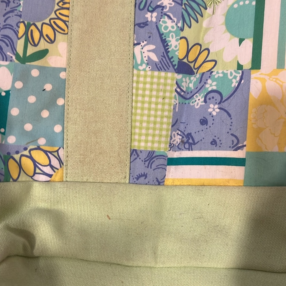 Lilly Pulitzer Tote Bag - Picture 3 of 5